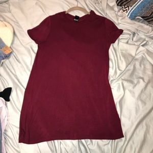 maroon tee shirt dress
